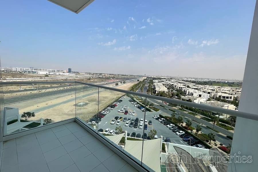 Corner Unit | gulf View | Main Highway View