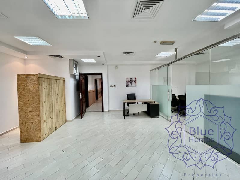PRIME LOCATION FITTED INDEPENDENT OFFICE WITH PARTATION AVAILABLE ON MOE