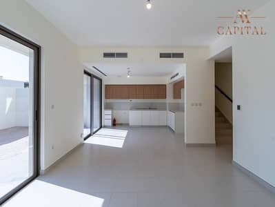 4 Bedroom Townhouse for Rent in Dubai South, Dubai - Front Open View  | Close to Pool | End-Unit