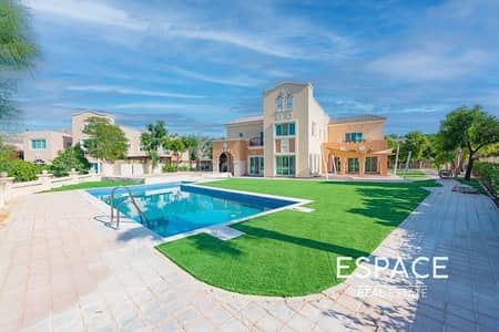 6 Bedroom Villa for Rent in Dubai Sports City, Dubai - Golf Course View - Huge Plot - Vacant