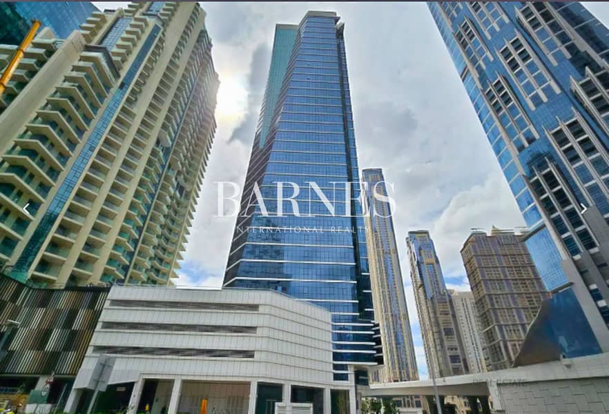 Close to Metro | High Floor | Partly Canal View