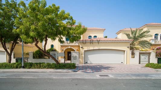 3 Bedroom Villa for Sale in Jumeirah Park, Dubai - Corner Unit | Prime Location | View Today