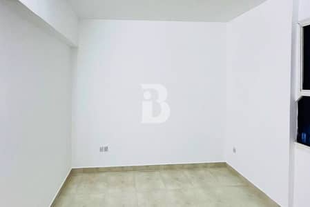 Studio for Rent in Al Khalidiyah, Abu Dhabi - Spacious Studio | Including Water and Electricity