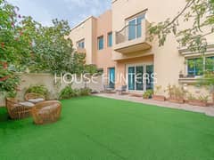 Well Presented TH2 | 4 Bed + Maids Room