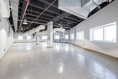 Office for Rent in Jebel Ali, Dubai - Shell and Core | More Options and Vacant
