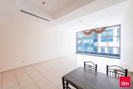 1 Bedroom Apartment for Rent in Business Bay, Dubai - Luxurious apt with serviced amenities