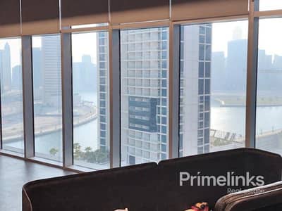 Office for Sale in Business Bay, Dubai - Spacious Office with Lake View | 2 Car Parking