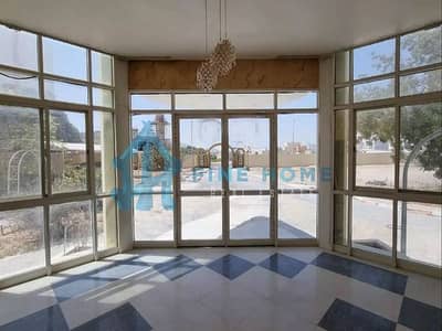 10 Bedroom Villa for Sale in Shakhbout City, Abu Dhabi - For sale| Fantastic villa 10BR | Garden |2 Majlis|