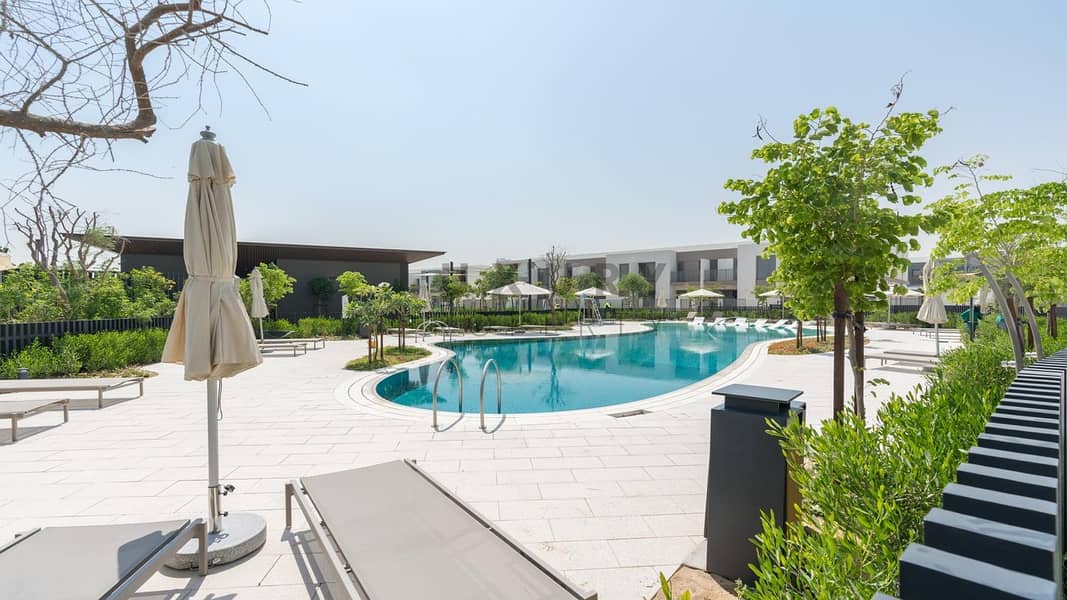 Back to Back | Close to the Pool and Park Back to Back | Close to the Pool and Park