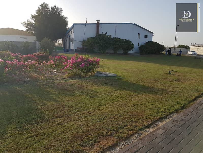 For sale in Sharjah, the industrial area, 5  ,Shabrat