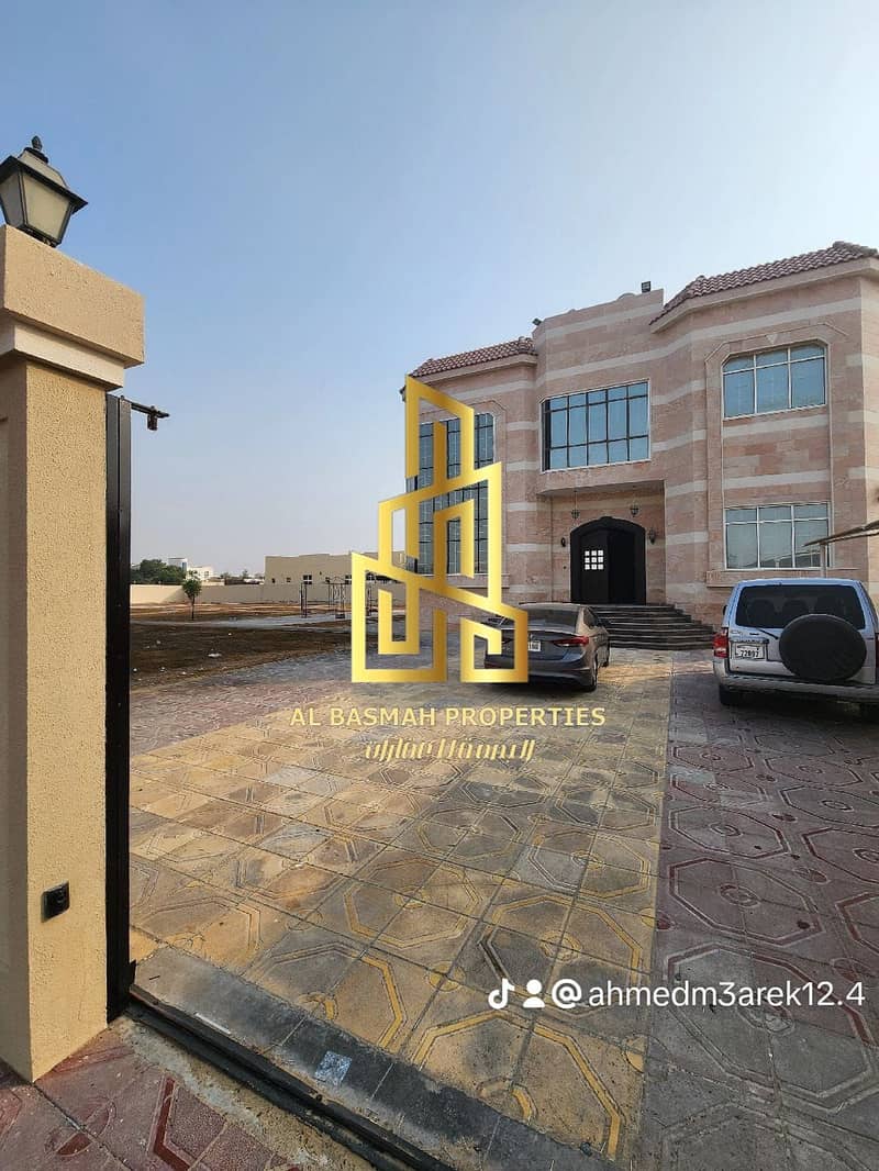 位于阿尔盖瑞恩 8 卧室的别墅 160000 AED - 7972460 位于阿尔盖瑞恩 8 卧室的别墅 160000 AED - 7972460