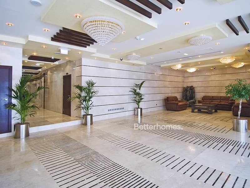 High Floor | Partial Sea view | Must See