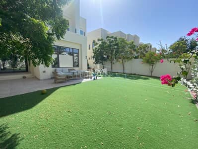 4 Bedroom Villa for Sale in Reem, Dubai - PHOTO-2023-05-23-12-01-42_1. jpg