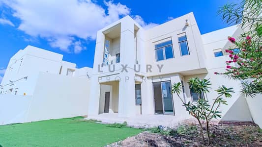 3 Bedroom Villa for Rent in Reem, Dubai - Large Plot | Open Layout | Modern Features
