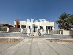 Luxurious Villa |with Huge furnished majles |Ready to move in