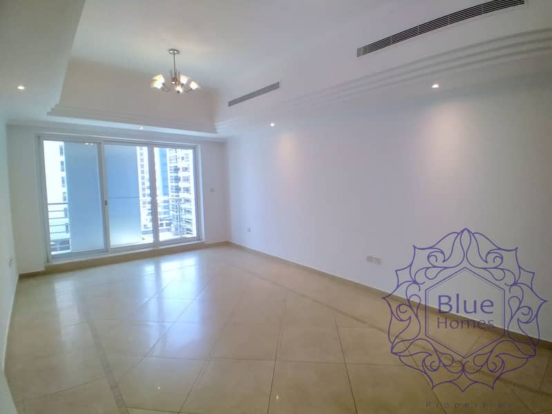 Chiller Free  / Huge Layout 1BHK With Kitchen Appliances Available On Mall Of Emirates