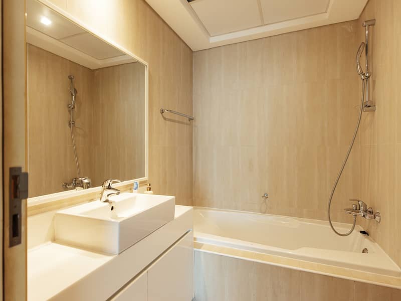12 1I6A8116. jpg