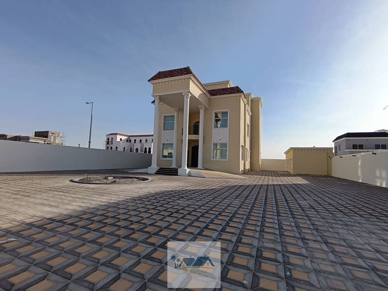 Luxurious Stand Alone 9 Master Bedrooms Hall Majlis Maidroom Villa For Rent In Shawamekh
