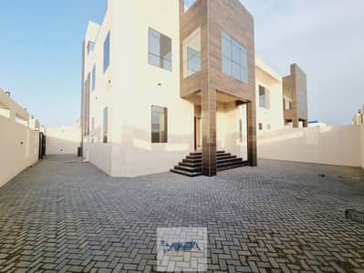 5 Bedroom Villa for Rent in Madinat Al Riyadh, Abu Dhabi - Brand New Villa 5 Bedrooms Hall Majls Madroom at Madinat al Riyadh