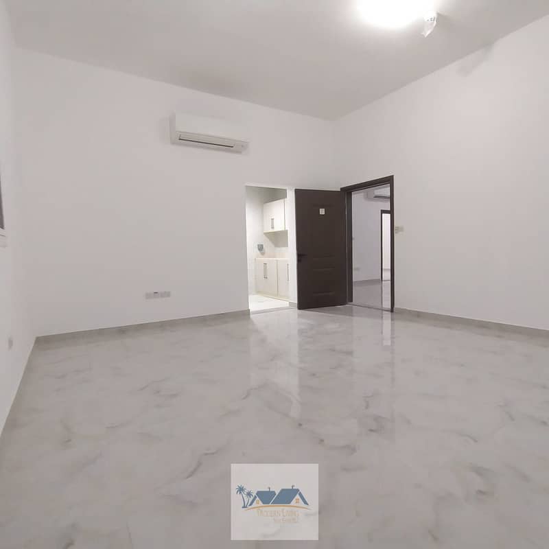 Квартира в Аль Шавамех, 2200 AED - 8692057