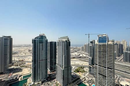 1 Bedroom Flat for Sale in Jumeirah Lake Towers (JLT), Dubai - Luxurious apt with serviced amenities
