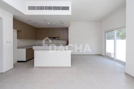 3 Bedroom Townhouse for Rent in Dubailand, Dubai - 2 Parking Slots | Vacant | Negotiable