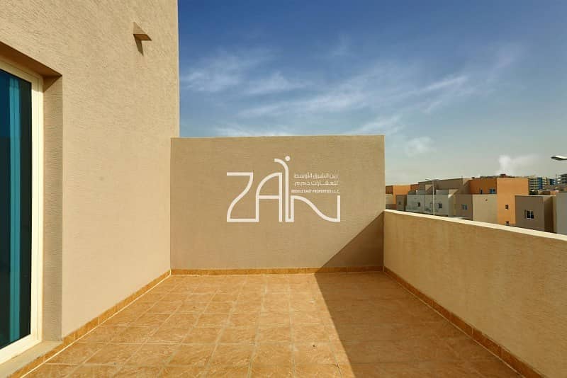 Hot Deal Huge 4BR Villa in Prime Location Hot Deal Huge 4BR Villa in Prime Location