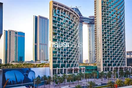Low Price | Easy Access and Exit to Downtown Low Price | Easy Access and Exit to Downtown