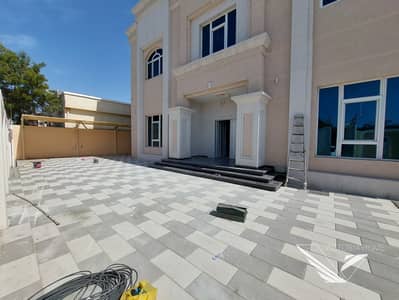 Spacious 6 bedroom double story villa with all master room & maids room!Al jazzat area