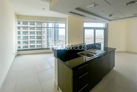 1 Bedroom Flat for Rent in Downtown Dubai, Dubai - Chiller Free | Unfurnished | Prime Location