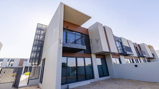 3 Bedroom Townhouse for Rent in Dubailand, Dubai - Brand New | Single Row | Facing Open Space