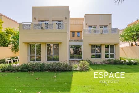 4 Bedroom Villa for Rent in The Meadows, Dubai - Upgraded | Vacant | Single Row