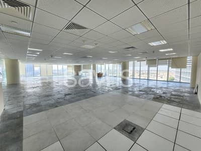 Office for Rent in Al Aman, Abu Dhabi - Open Plan Office| Modern Building | Vacant Now | Abu Dhabi
