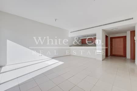 1 Bedroom Apartment for Rent in The Greens, Dubai - 1 Bed | Unfurnished | Vacant April