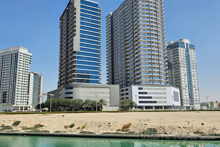 位于迪拜体育城，矩阵公寓大楼 1 卧室的公寓 1000000 AED - 8732648