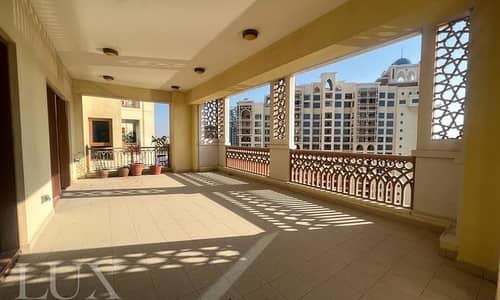 3 Bedroom Apartment for Rent in Palm Jumeirah, Dubai - sea view | large balcony | unfurnished