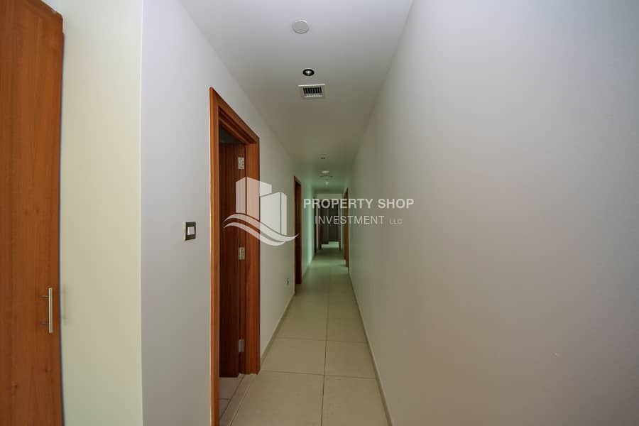9 3-bedroom-apartment-al-raha-beach-al-bandar-al-naseem-coridor. JPG
