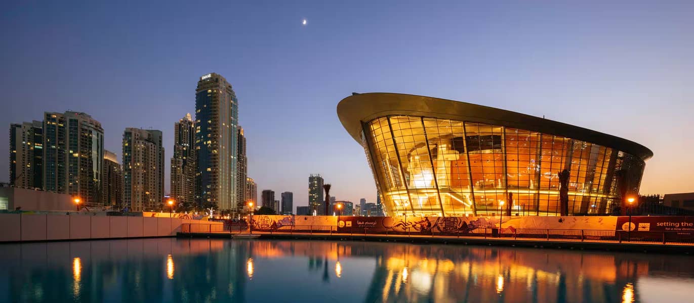 8 dubai-opera. jpg