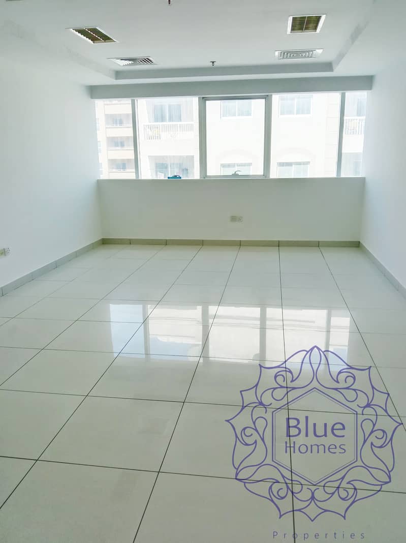 Chiller AC free fitted office| Near Mall of Emirates
