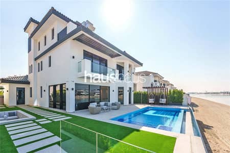 6 Bedroom Villa for Sale in Palm Jumeirah, Dubai - VACANT | Fully Renovated | G + 2 Atrium Entry