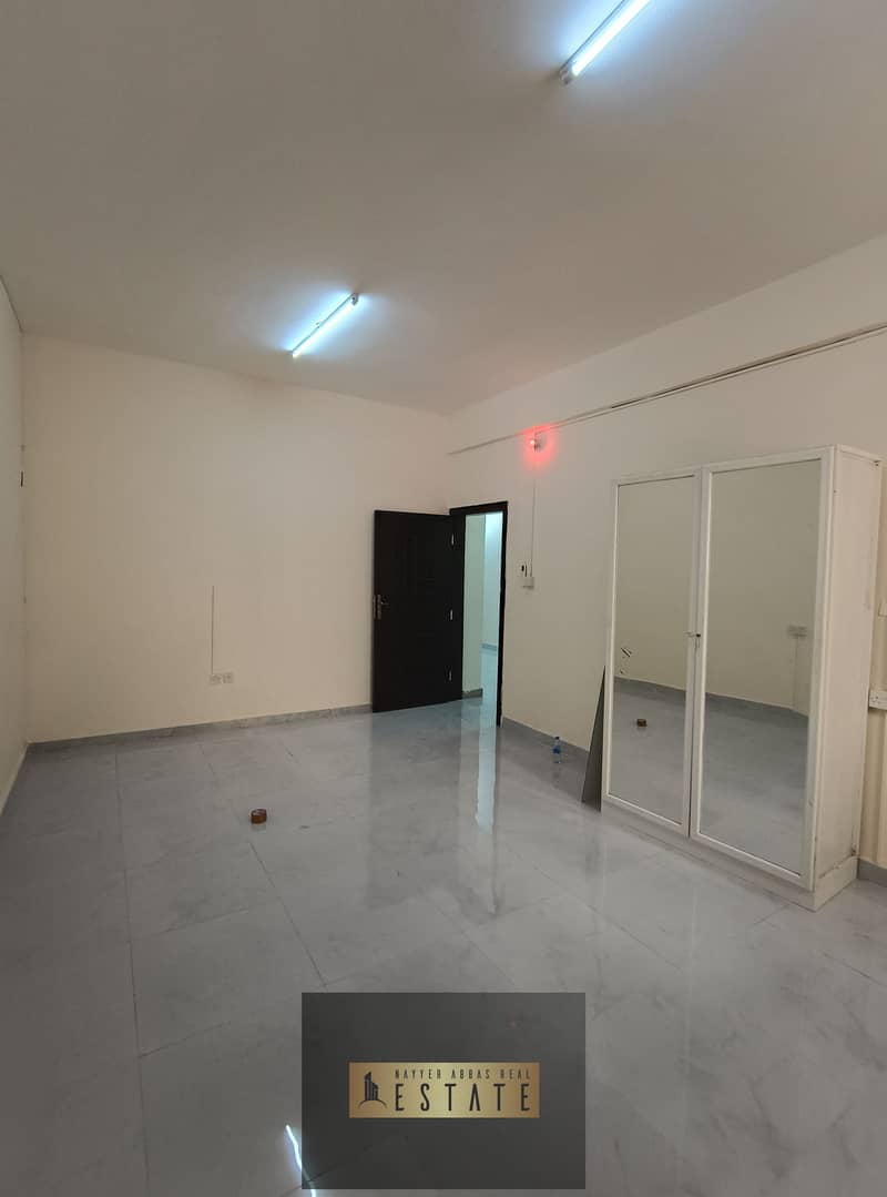 Квартира в Аль Шавамех, 2 cпальни, 36000 AED - 8734661