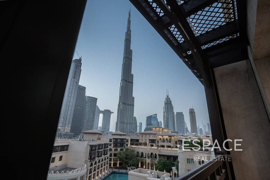Burj Khalifa View - Top Floor-  Furnished