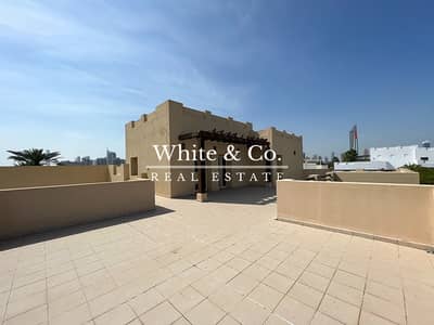 7 Bedroom Villa for Rent in The Lakes, Dubai - Luxurious | Roof Top Terrace | Huge Plot