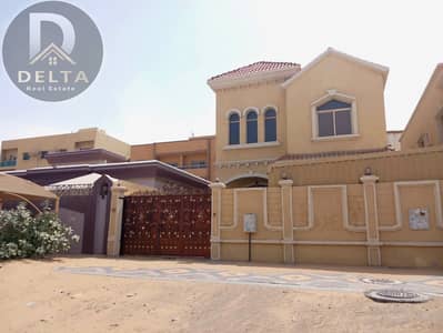 Villa for rent in an excellent residential location, available with all services