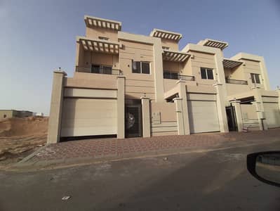 5 Bedroom Villa for Rent in Al Zahya, Ajman - Villa for rent in Ajman, Al Zahia area Townhouse 5 rooms, a living room and a living room 75 required With air conditioners