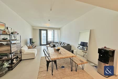 2 Bedroom Apartment for Sale in Downtown Dubai, Dubai - High Floor | Sea View | Vacant September