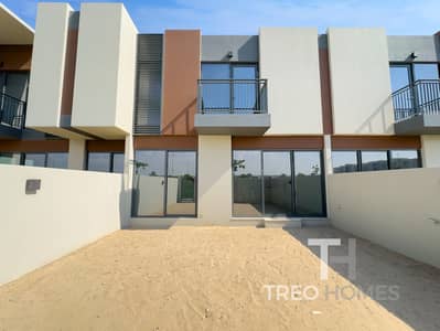 3 Bedroom Townhouse for Rent in Dubailand, Dubai - Available Now I Single Row I Multiple Options