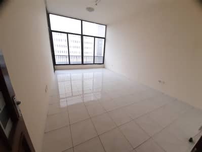 فلیٹ 2 غرفة نوم للايجار في شارع إلكترا‬، أبوظبي - 20240305_165247. jpg