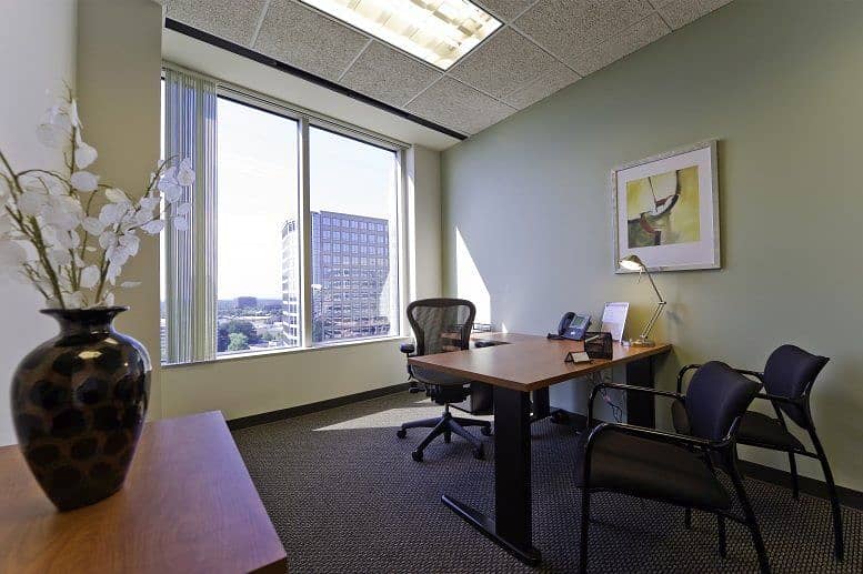 BRAND NEW SERVICED LUXURY OFFICE IN TRADE CENTER