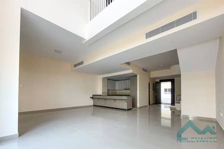 5 Bedroom Villa for Rent in Jumeirah Village Circle (JVC), Dubai - MASSIVE LAY OUT | UNFURNISHED | NEWLY RENOVATED